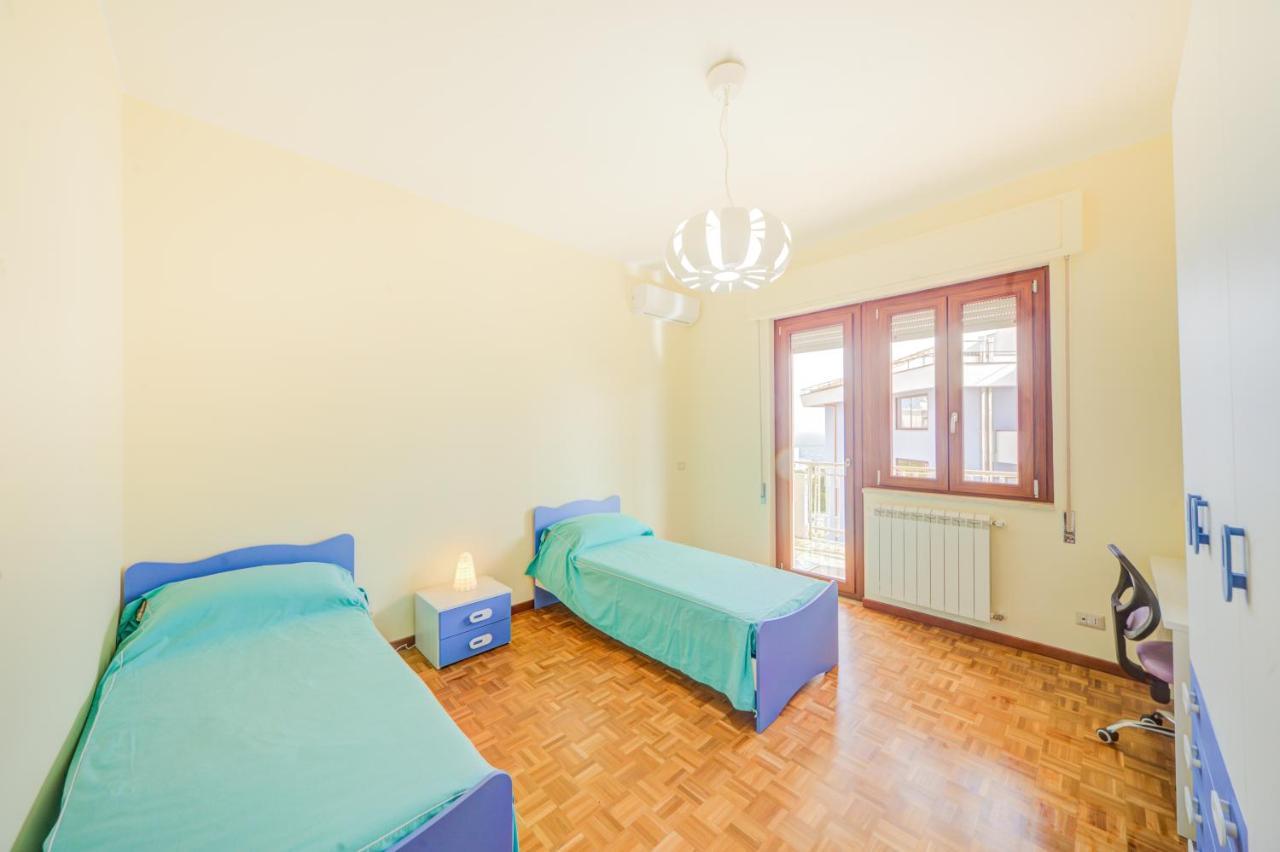 Domus Iose Seaview Apartment Syracuse Exterior photo